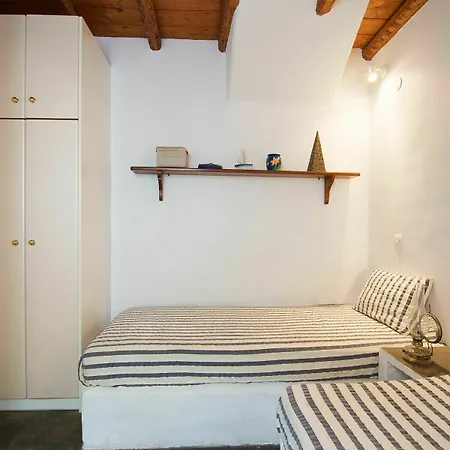 Villa Hora Serifos Town